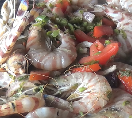 الصورة: جمبري متبل فرن