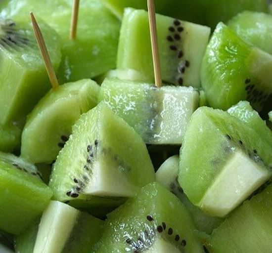 الصورة: كيوي مقطع