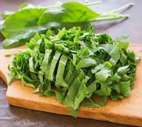 الصورة: سبانخ     مقطعة